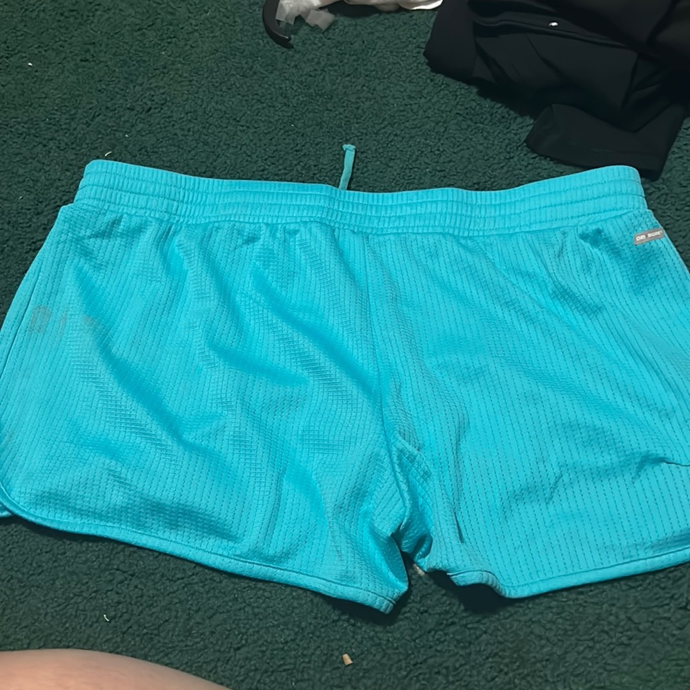 I’m selling danskin now active shorts